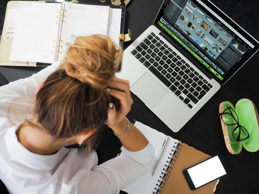 DESTRESS IN 5 SIMPLE STEPS